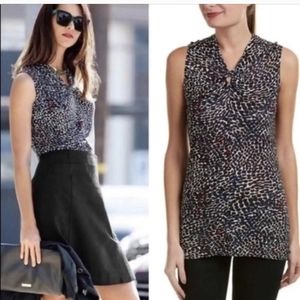 Cabi Womens Medium Style 3242 Bowie Twist Neck Sleeveless Top V Neck Casual